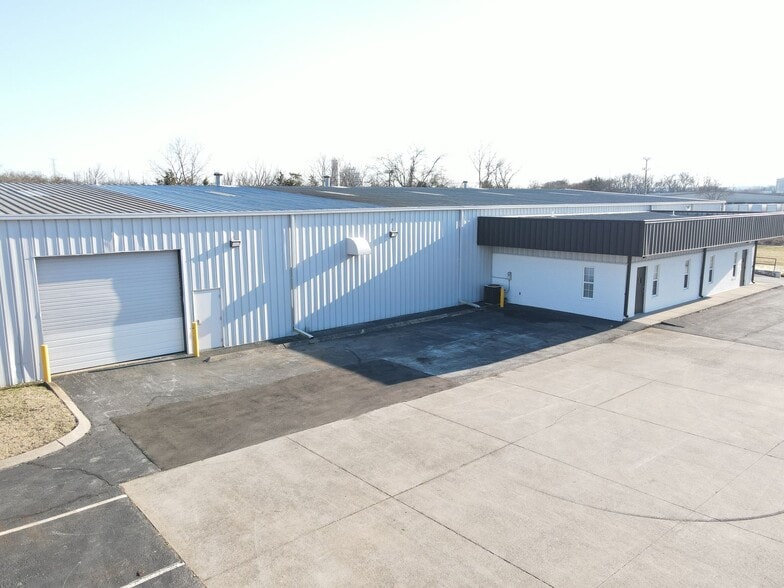 More Photos Of 4233 Hurricane Creek Blvd, Antioch Manufacturing For Lease