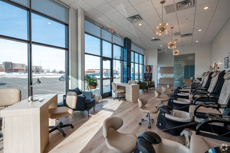 More Photos Of 15730 Emperor Ave, Apple Valley General Retail For Sale