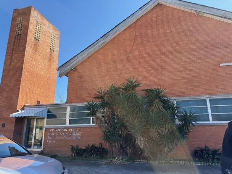 More Photos Of 3524 Lasalle St, New Orleans Specialty For Sale