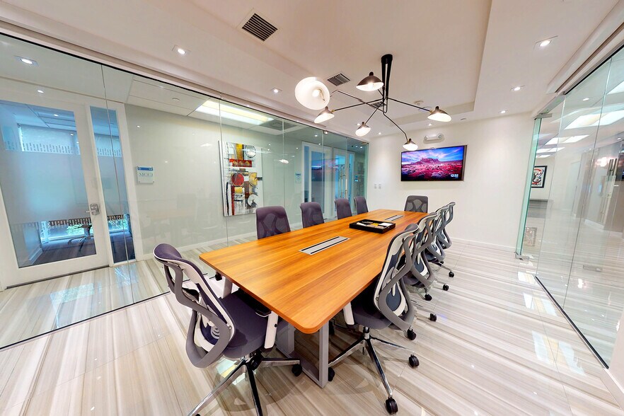 More Photos Of 150 SE 2nd Ave, Miami Coworking Space