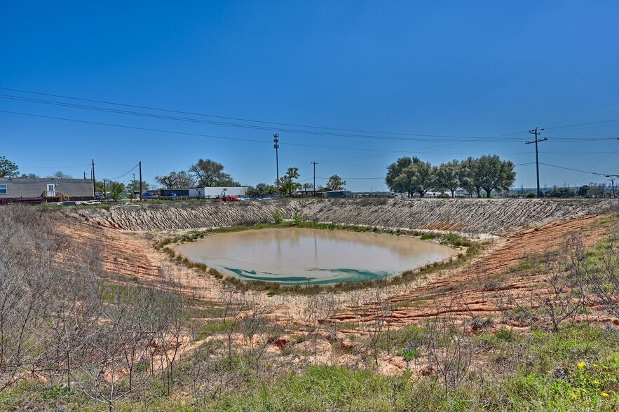 More Photos Of 1057 Tesch St, Bellville Industrial For Lease