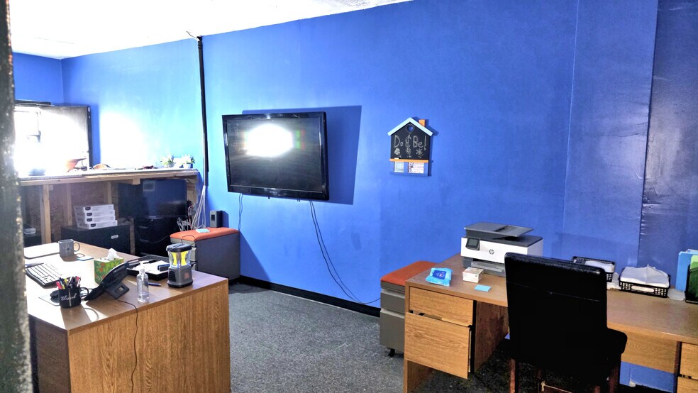 More Photos Of 6408 Del Rio St, Houston Storefront Retail Office For Sale