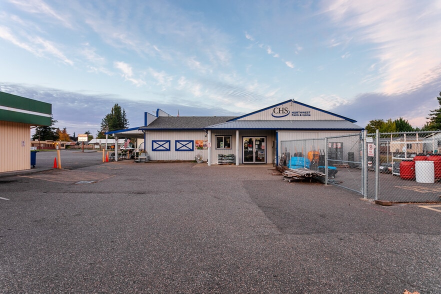 More Photos Of 102 Nooksack Ave, Nooksack Service Station For Sale