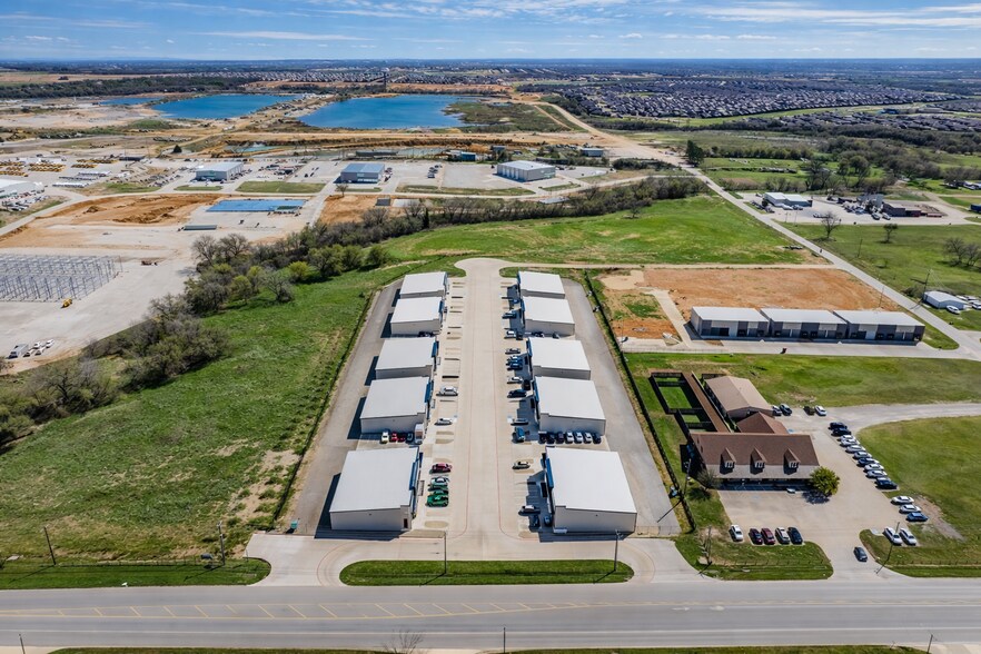 Primary Photo Of 4620 US 377 Hwy, Aubrey Unknown For Lease