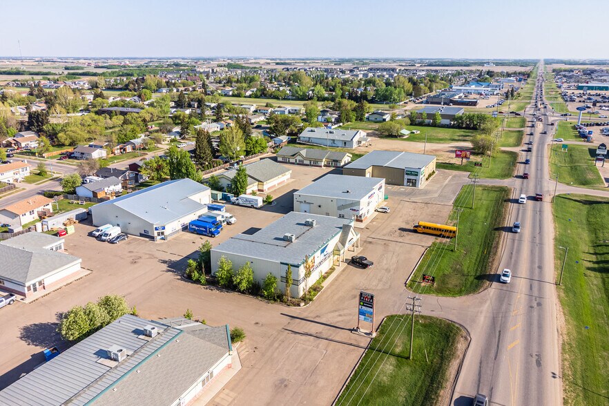 More Photos Of 2711 50 Av, Lloydminster Industrial For Sale
