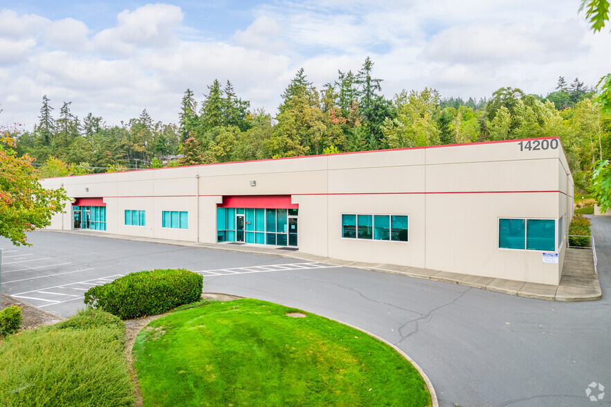 Primary Photo Of 14200 SE 98th Ct, Clackamas Light Manufacturing For Lease