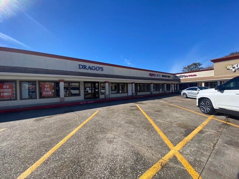 More Photos Of 3500-3536 FM 365, Nederland Unknown For Lease