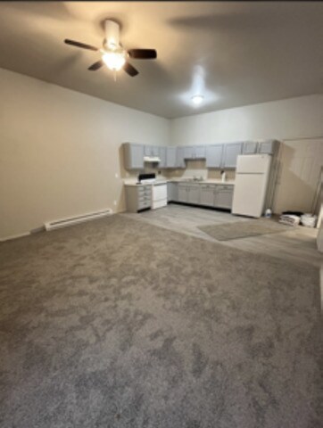 More Photos Of 200 N Washington St, Rochelle Storefront Retail Residential For Sale