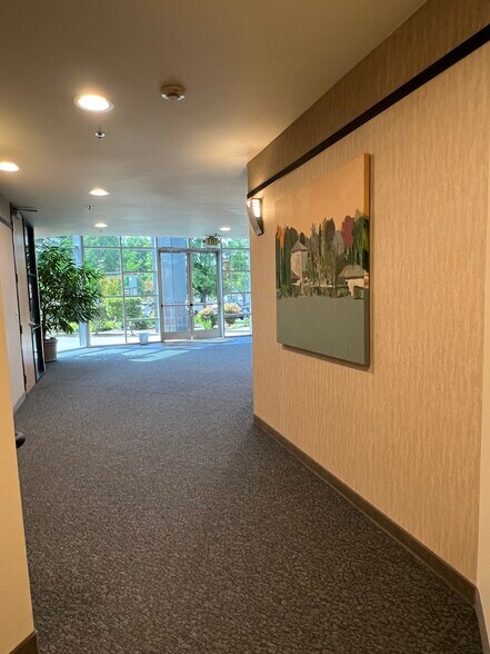 More Photos Of 785 Orchard Dr, Folsom Office For Lease