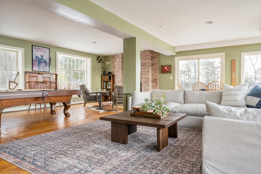 More Photos Of 216 NY-385, Catskill Specialty For Sale