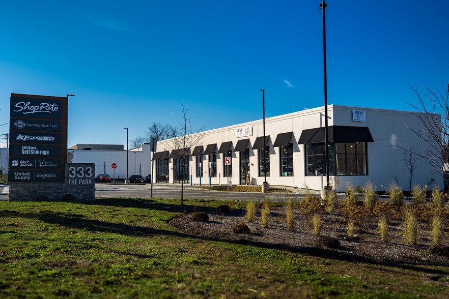 Primary Photo Of 383 N Bedford Rd, Mount Kisco Freestanding For Lease