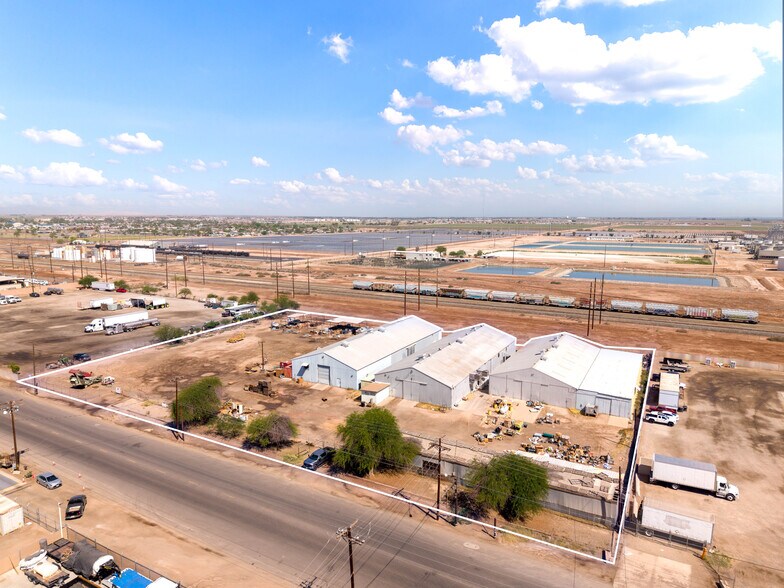 Primary Photo Of 220 E Commercial Ave, El Centro Manufacturing For Sale