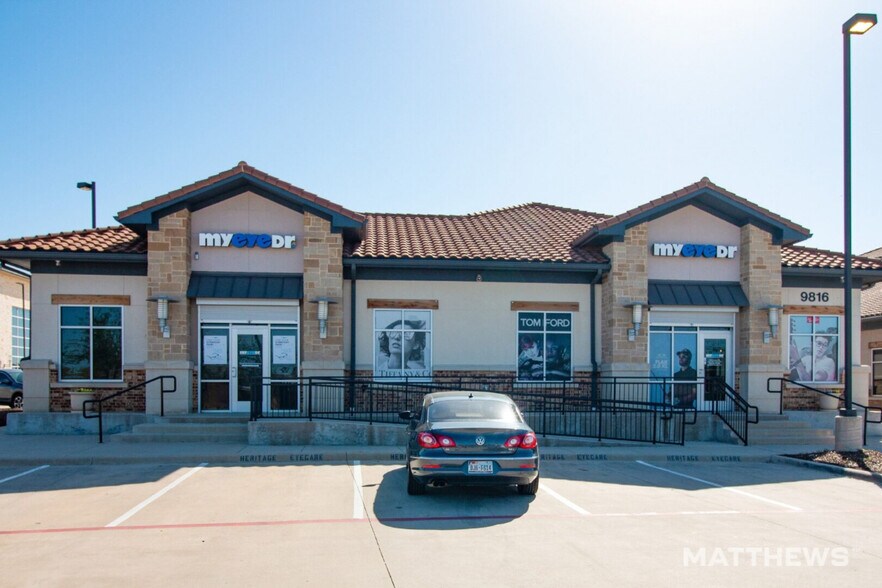 Primary Photo Of 9816 N Beach St, Fort Worth Medical For Sale