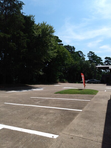 More Photos Of 2019B S Henderson Blvd, Kilgore Medical For Sale