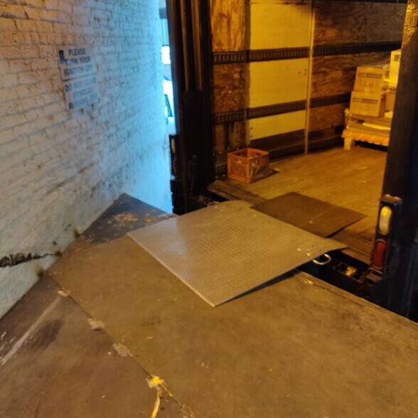 More Photos Of 601 S LaSalle St, Chicago Office For Lease