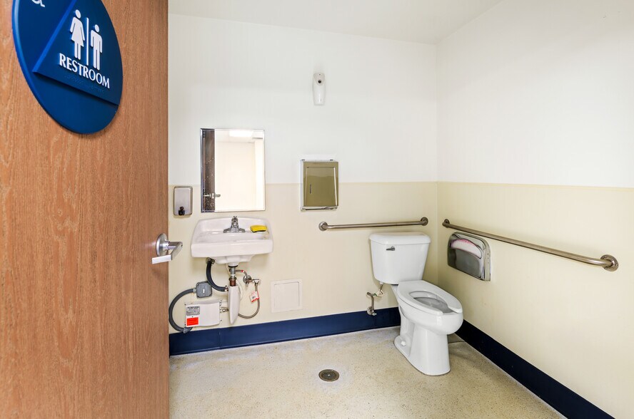 More Photos Of , El Monte Office For Sale