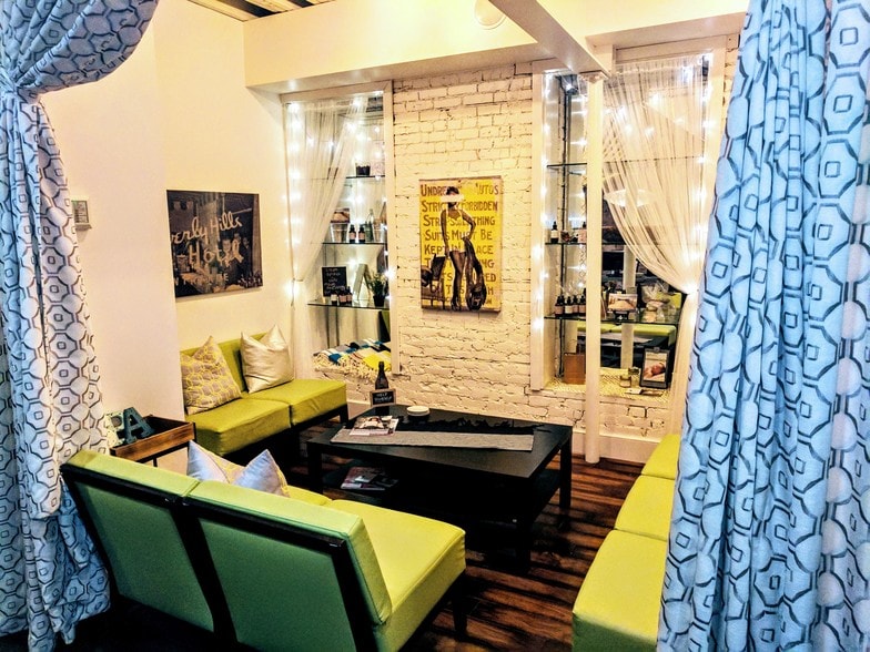 More Photos Of 510 N Franklin St, Tampa Loft Creative Space For Lease