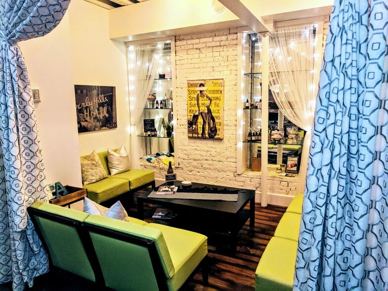 More Photos Of 510 N Franklin St, Tampa Loft Creative Space For Sale