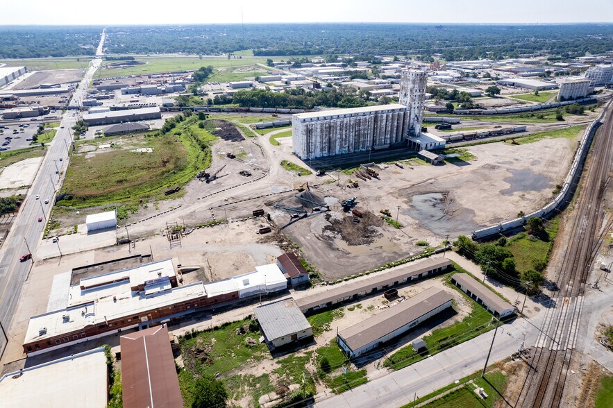 More Photos Of 515 E 21st St N, Wichita Land For Lease