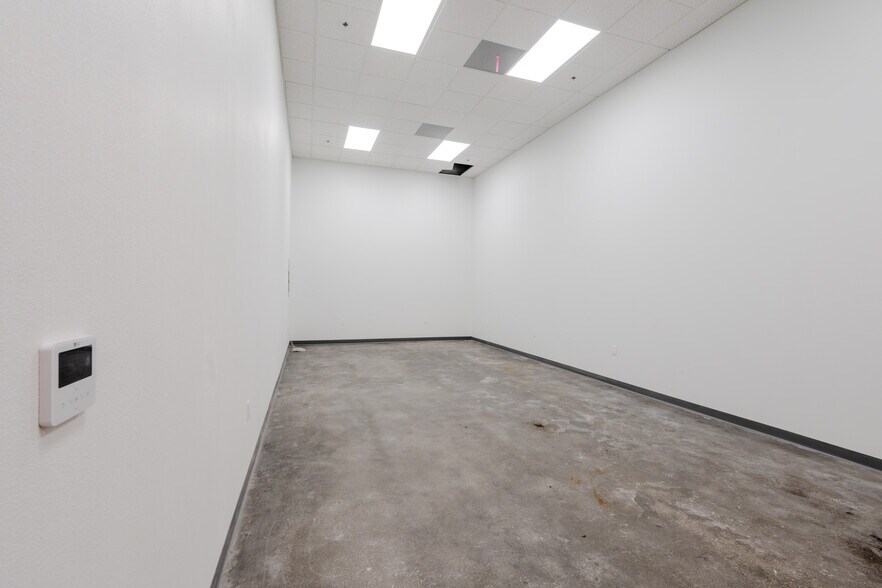 More Photos Of 750 S Oxford Ave, Los Angeles Apartments For Lease