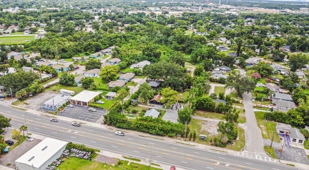 More Photos Of 4421 Edgewater Dr, Orlando Freestanding For Sale