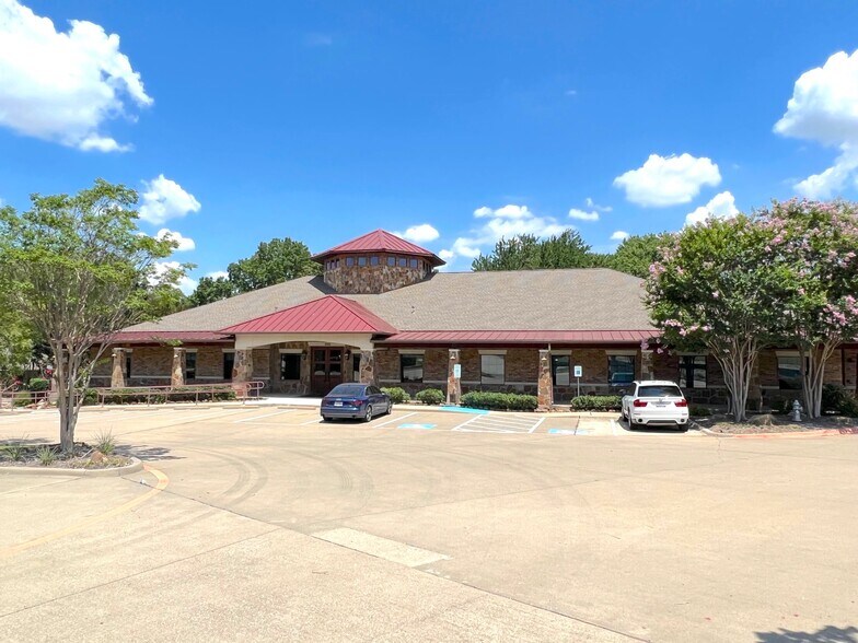 More Photos Of 6190 Virginia Pky, McKinney Medical For Lease