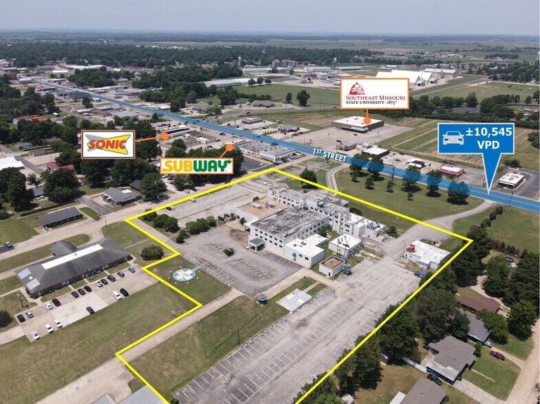 Primary Photo Of 1301 1st St, Kennett Hospital For Sale