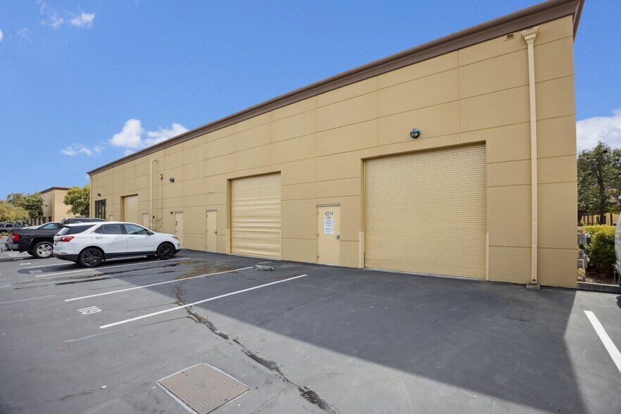 More Photos Of 4314 Redwood Hwy, San Rafael Office For Sale