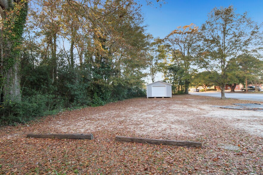More Photos Of 495 Dantzler St, Orangeburg Medical For Sale