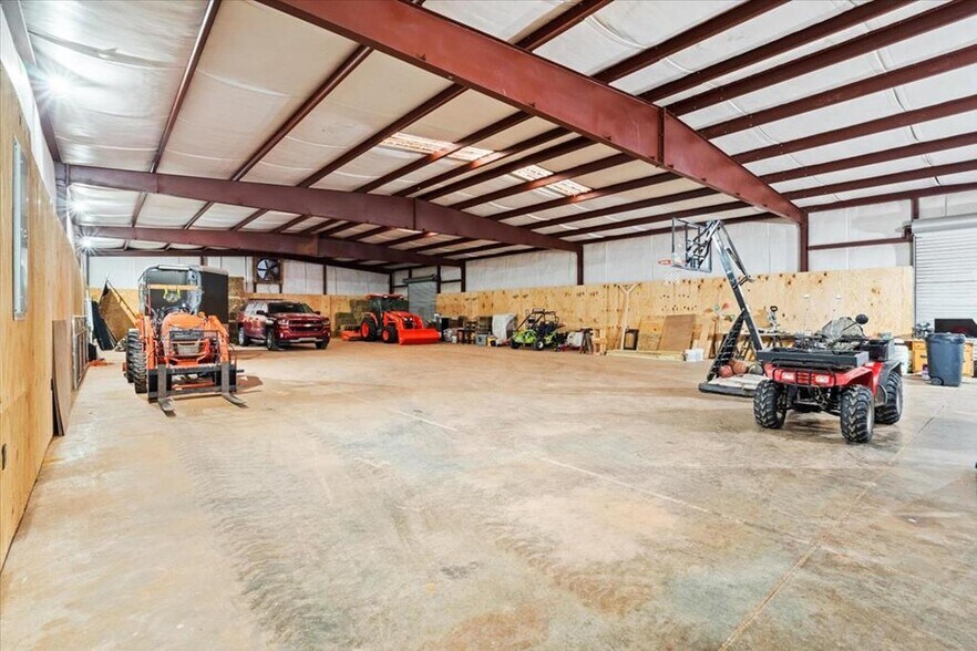 More Photos Of 3922 Highway 2, Cohutta Flex For Sale