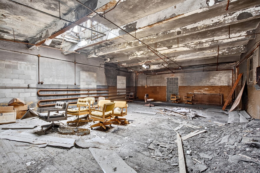 More Photos Of 662 Fillmore Ave, Buffalo Industrial For Sale