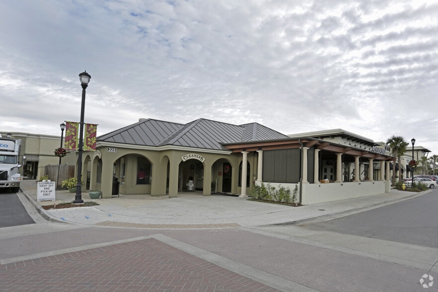 More Photos Of 700 Sawgrass Village Dr, Ponte Vedra Beach Unknown For Sale