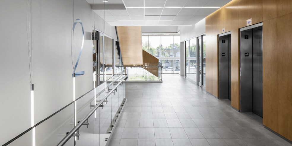 More Photos Of 809 Rte Des Rivières, Lévis Medical For Lease