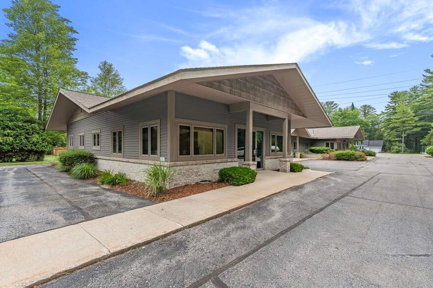 More Photos Of 3819 4 Mile Rd N, Traverse City Medical For Sale
