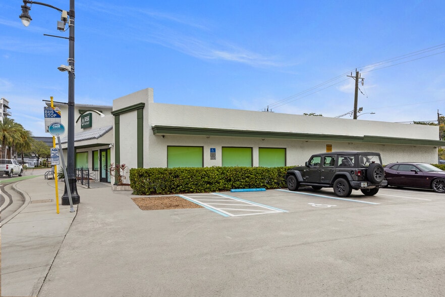 More Photos Of 308 N Federal Hwy, Hallandale Beach Storefront Retail Office For Sale