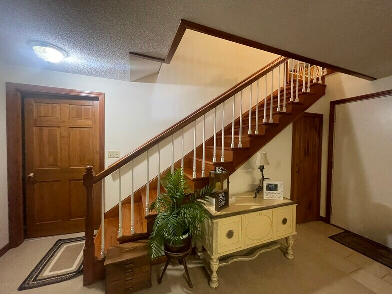 More Photos Of 853 Fairview Rd, Howard Apartments For Sale