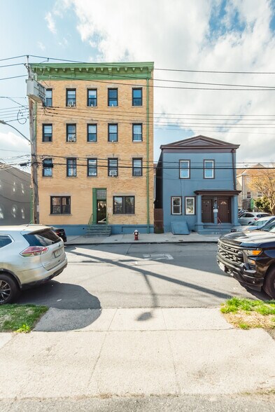 More Photos Of 536 N High St, Mount Vernon Apartments For Sale