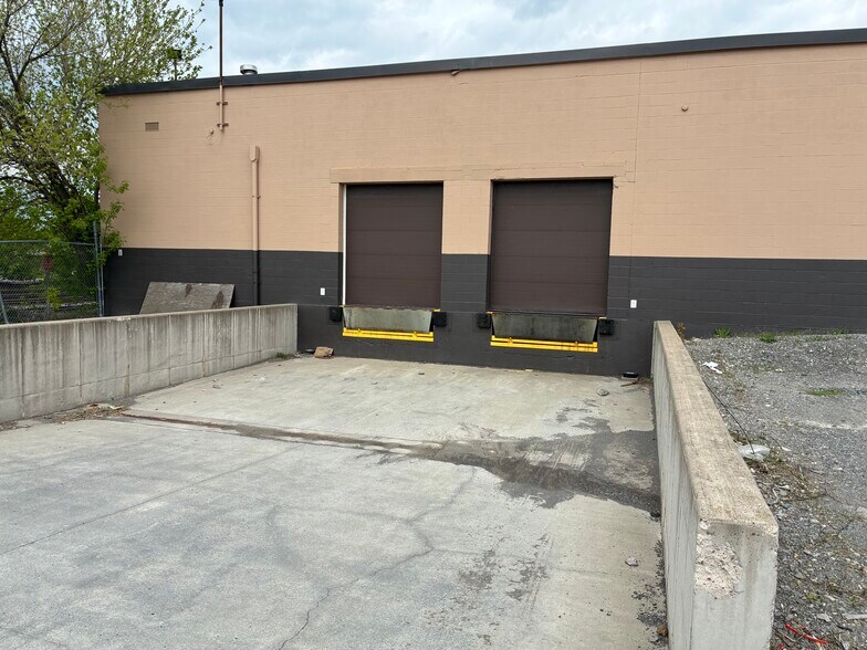 More Photos Of 248 N Union St, Rochester Warehouse For Lease