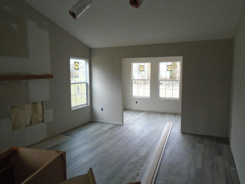 More Photos Of 11 Alisha Ln, Columbiana Apartments For Sale