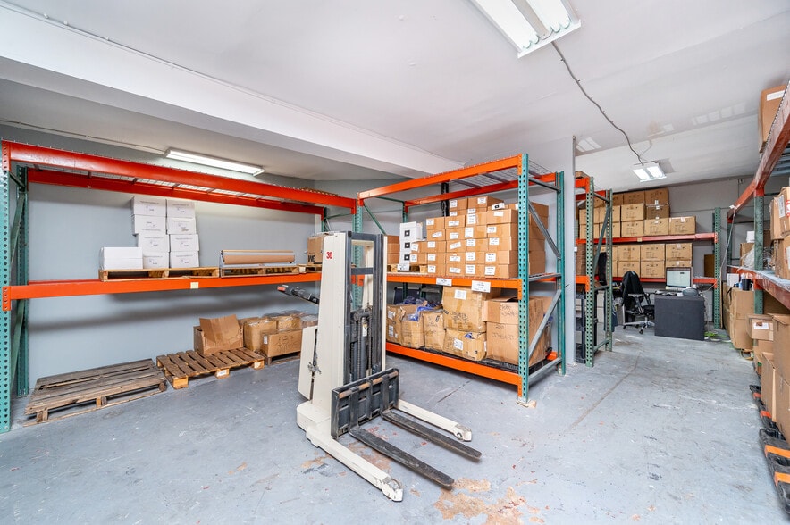 More Photos Of 7025 NW 7th Ave, Miami Research And Development For Sale