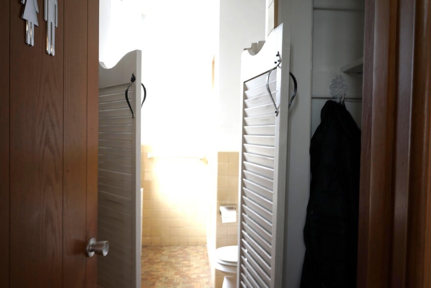 More Photos Of 2810-2812 N Broad St, Philadelphia Office Residential For Sale