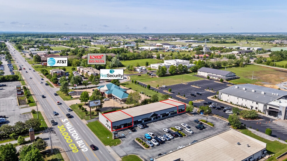 More Photos Of 2212 S Walton Blvd, Bentonville General Retail For Lease