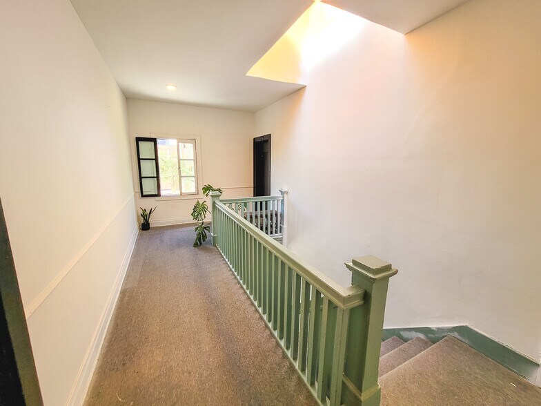 More Photos Of 1001 Hyperion Ave, Los Angeles Apartments For Sale