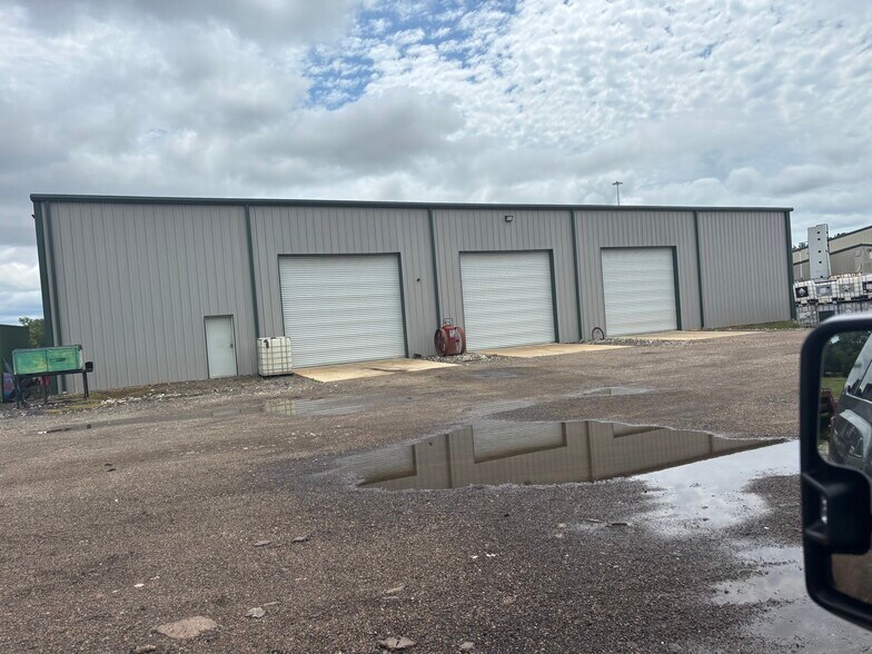 More Photos Of 159 County Road 2103, New Boston Industrial For Sale