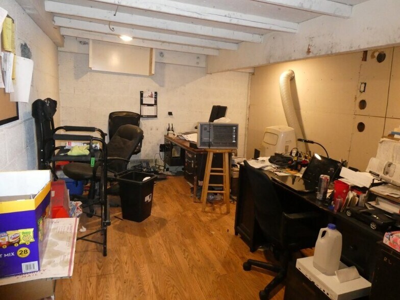 More Photos Of 1501 Celis St, San Fernando Auto Repair For Sale