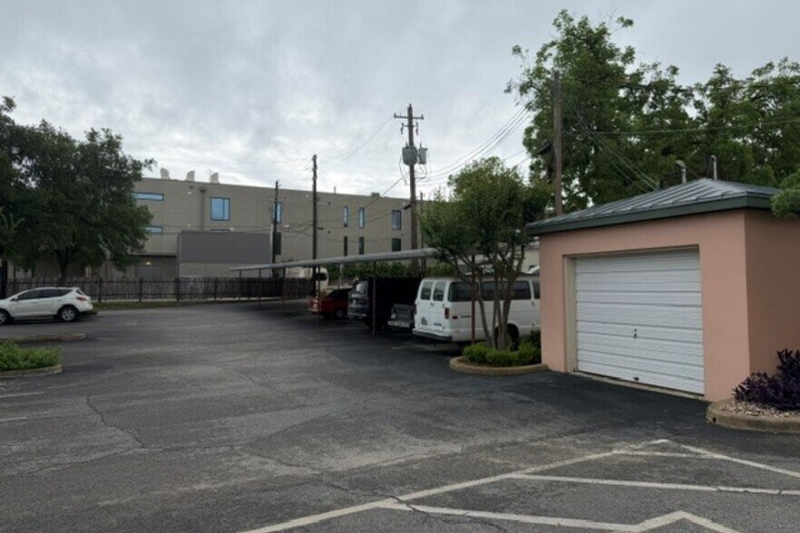 More Photos Of , Fredericksburg General Retail For Sale
