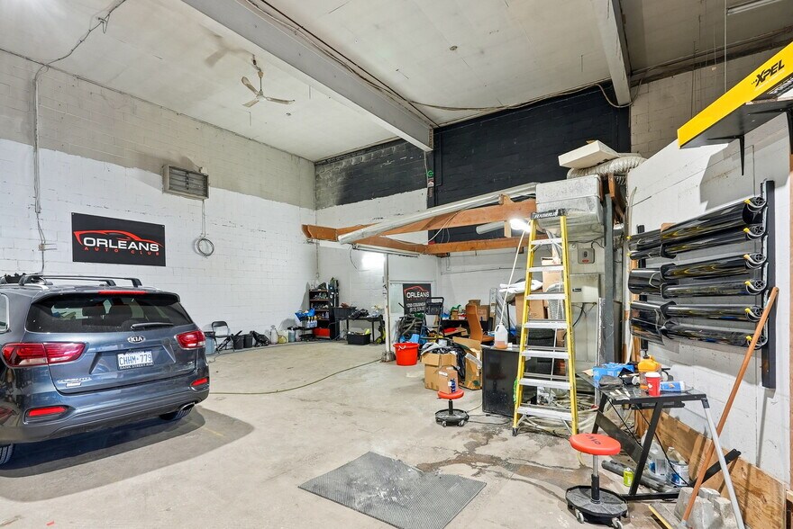 More Photos Of 1237-1255 Cousineau St, Ottawa Service For Sale