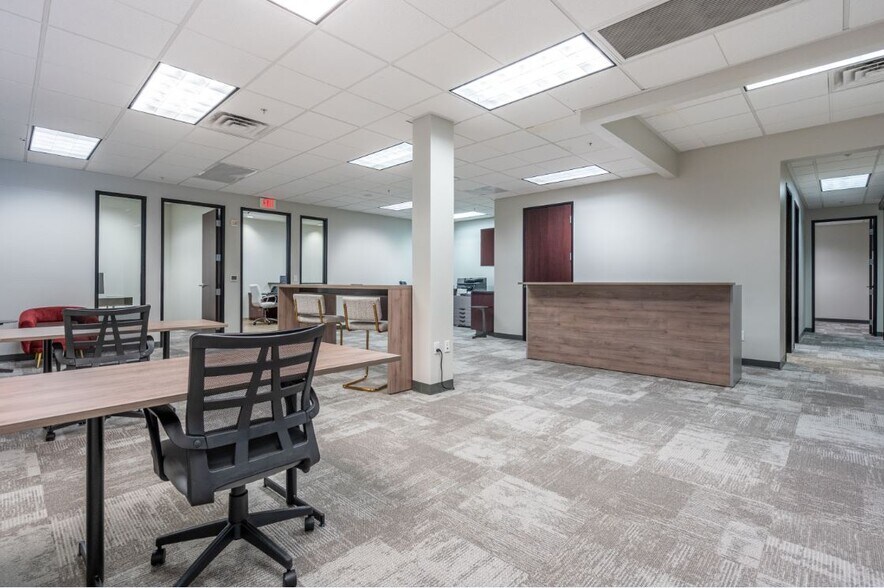 More Photos Of 2450 Saint Rose Pky, Henderson Office For Lease