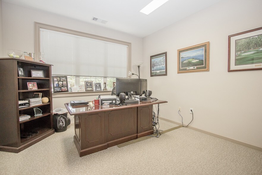 More Photos Of 4180 Providence Rd, Marietta Unknown For Lease