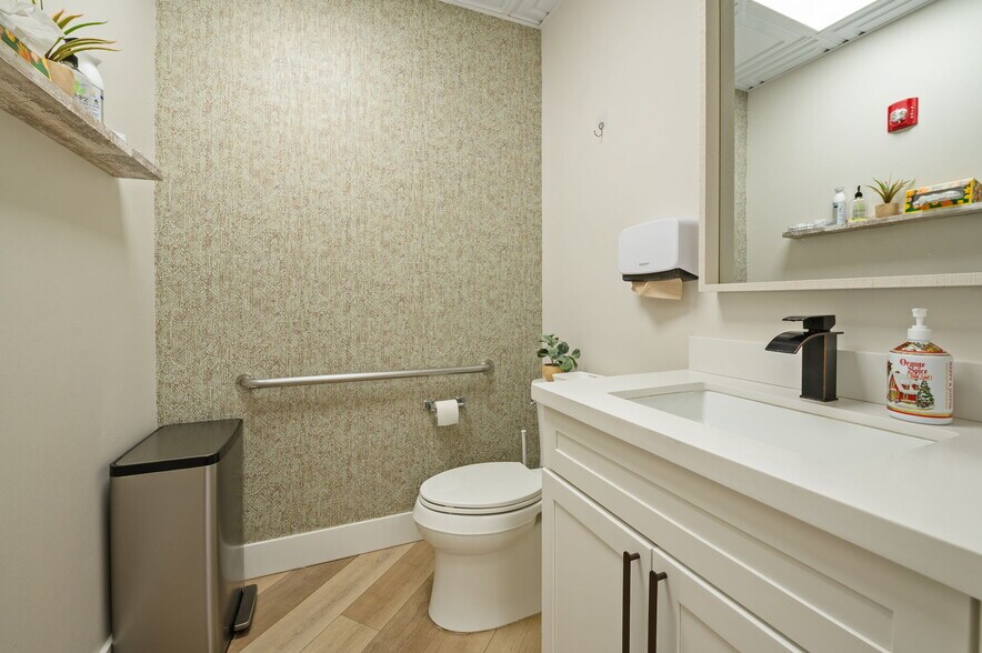 More Photos Of 200 S Andrews Ave, Fort Lauderdale Medical For Lease